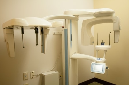 orthodontist’s digital x-ray machine