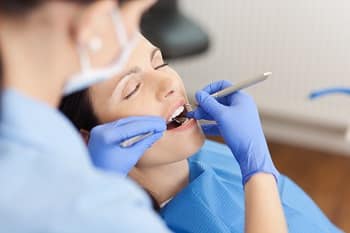 dental cleaning with lingual braces
