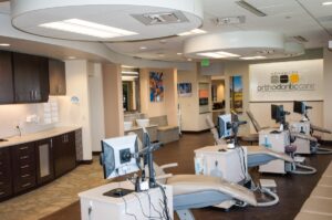 1766076593 17 1 Office Tour